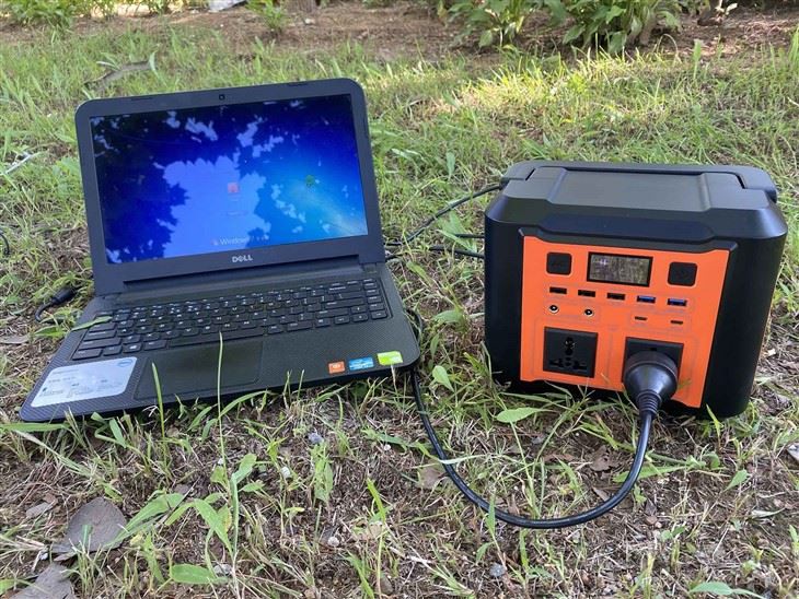 Sursă de alimentare portabilă 300W